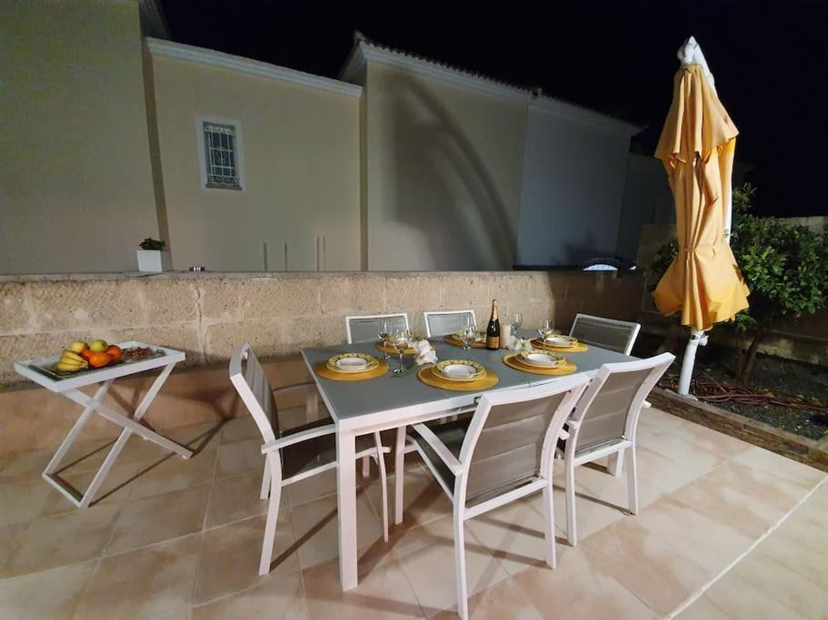 Villa Vanesa Luxury Private Villa With A Heated Pool, 4 Bedrooms And 4 Bathrooms Costa Adeje  Exterior foto